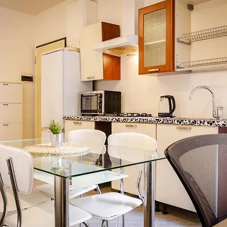 Διαμέρισμα Gigli Studio *